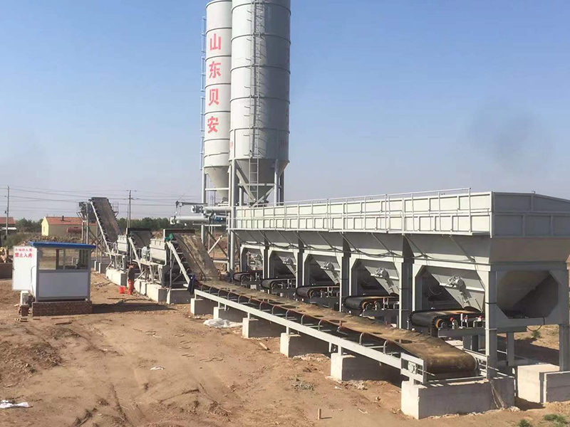 WDJ800型中間皮帶式二次攪拌水穩(wěn)拌合站配立式水泥倉